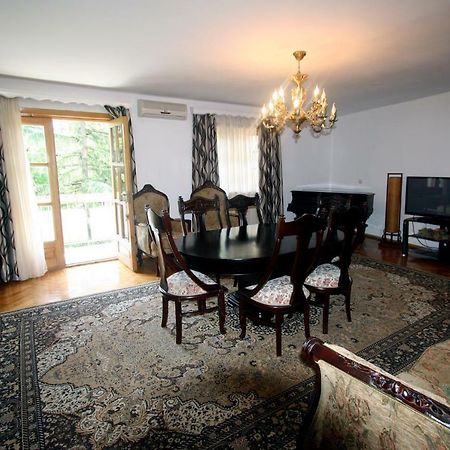 35 Paliashvili Kutaisi Exterior foto
