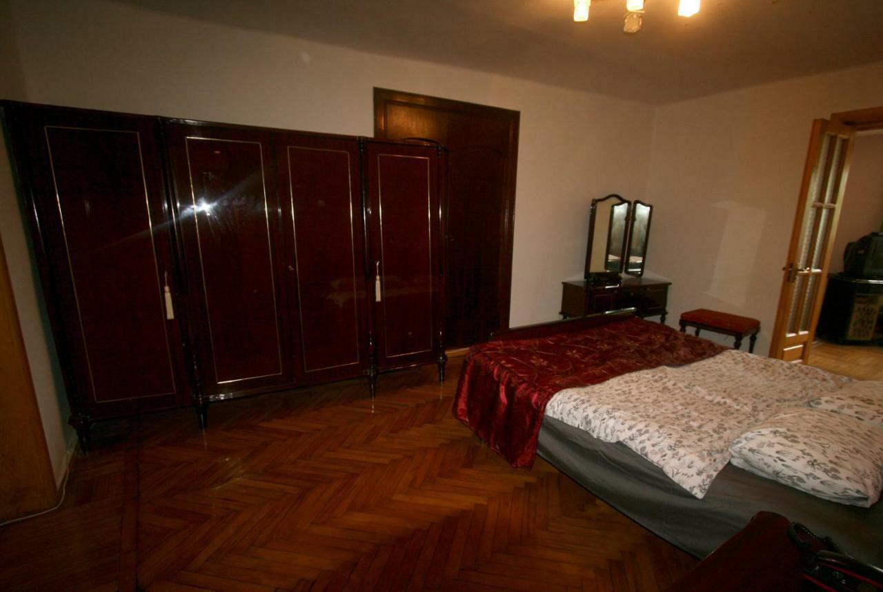 35 Paliashvili Kutaisi Exterior foto