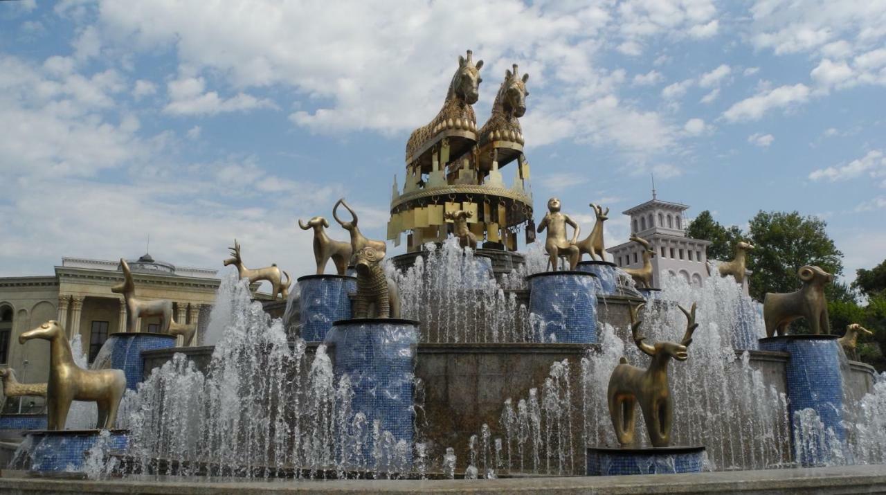35 Paliashvili Kutaisi Exterior foto